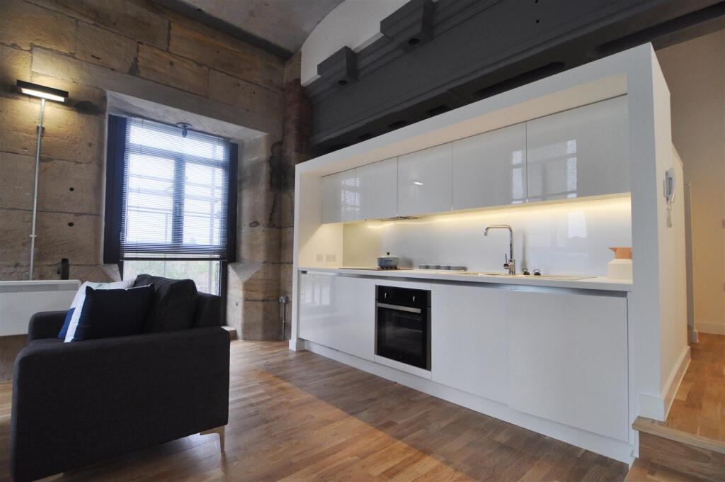 Additional image 8 of Lilycroft Road, Bradford