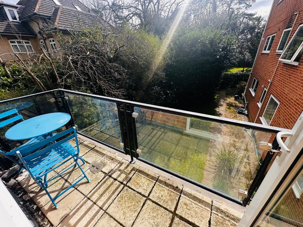 Richmond Park Road, BOURNEMOUTH