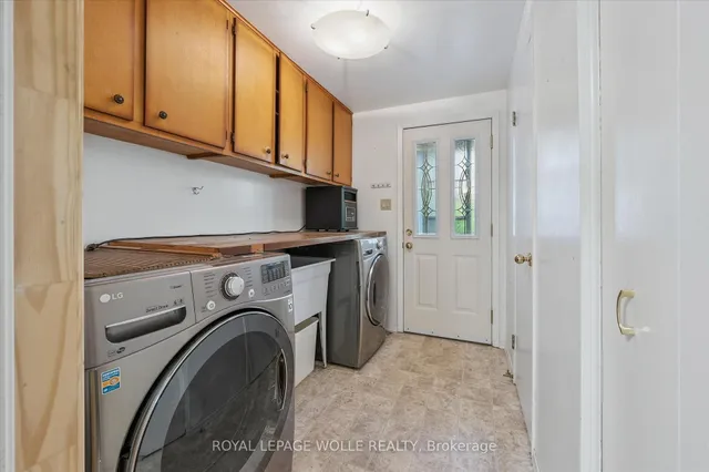 Additional image 22 of 218 Overlea Dr