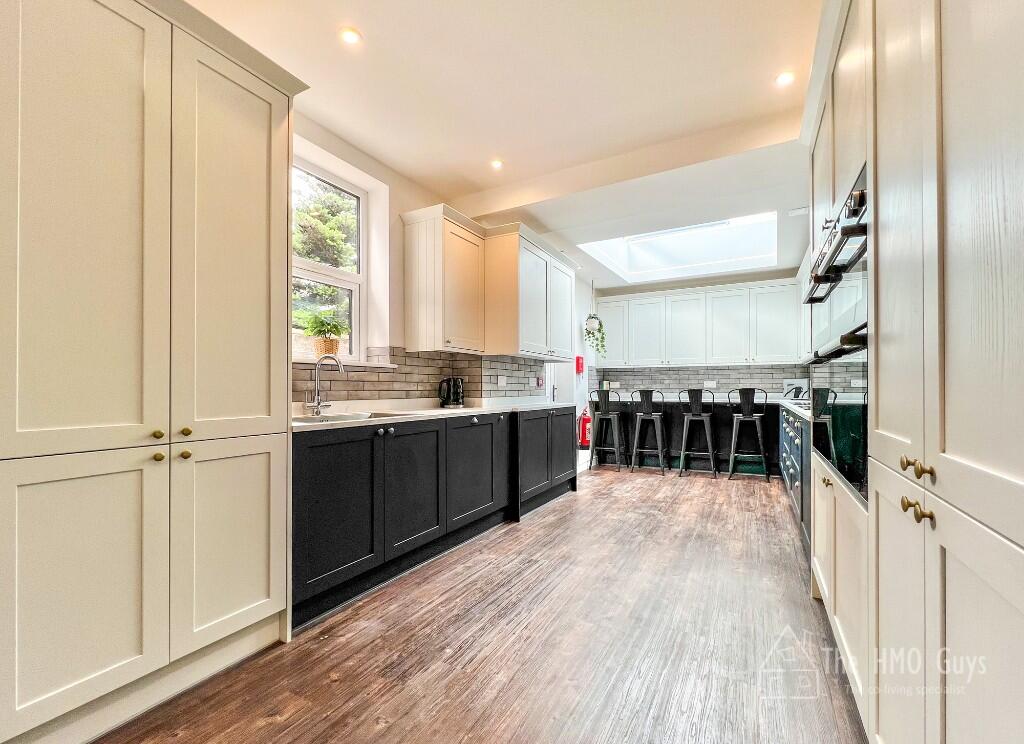 Additional image 5 of Bolton Road, Bury, BL8