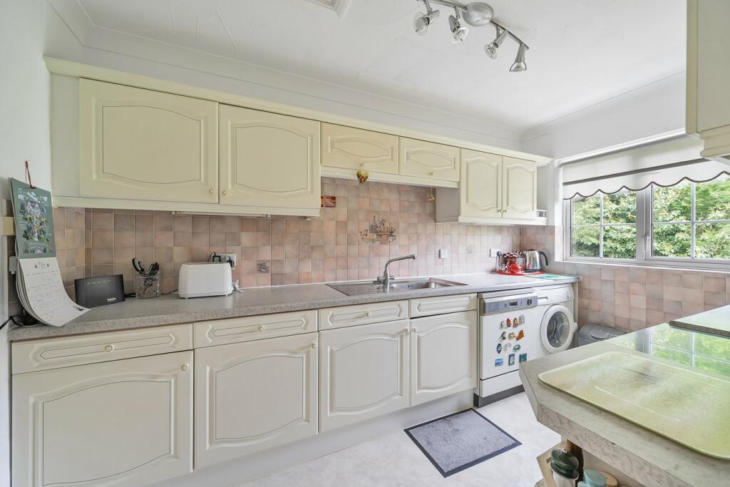 Additional image 8 of St Ives Gardens, Meyrick Park, Bournemouth, BH2