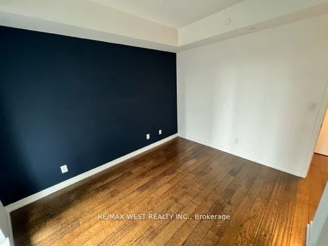 Additional image 16 of 21 Widmer St Unit 1209