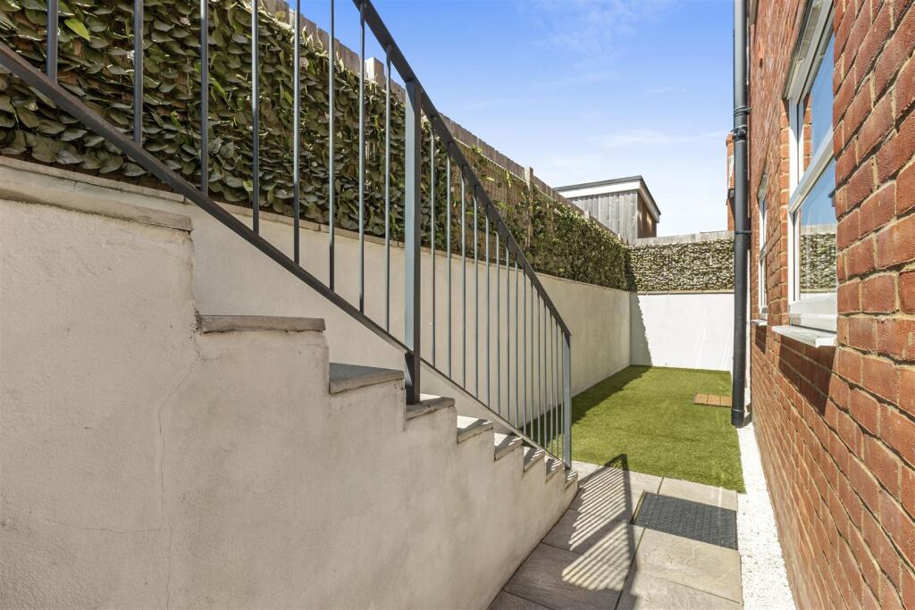 Additional image 36 of Royal Parade, Eastbourne