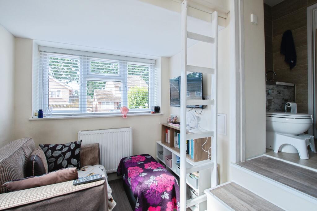 Additional image 13 of Buckthorn Close, Poole, BH17