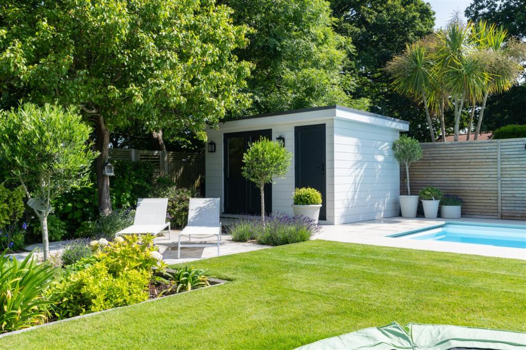 Additional image 26 of Elms Avenue, Lilliput