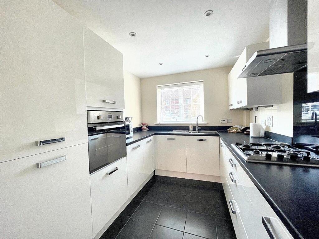 Additional image 6 of Gladys Avenue, Peacehaven, BN10 8FF