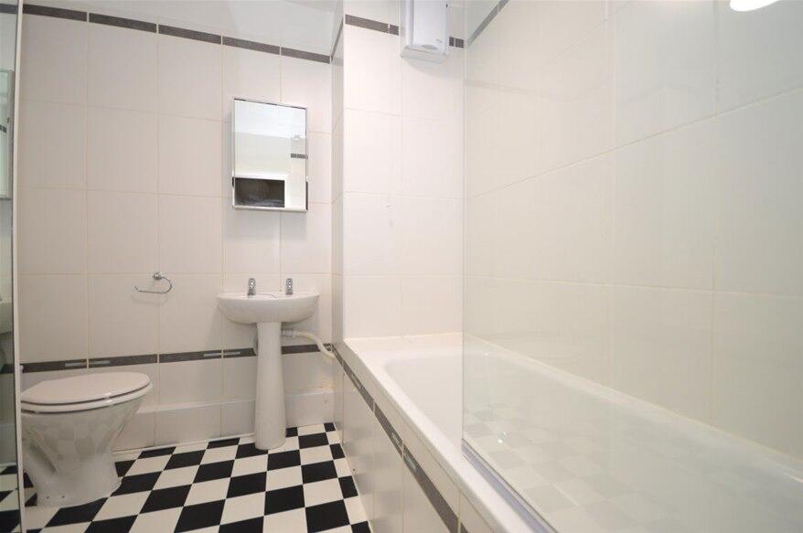 Additional image 9 of Avenue Road, St Albans, AL1