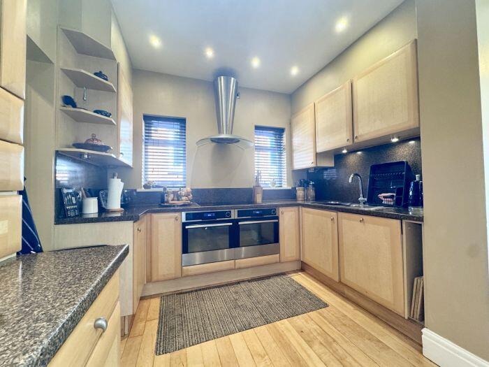 Additional image 21 of 210 Greenmount Lane, Bolton, BL1 5HZ