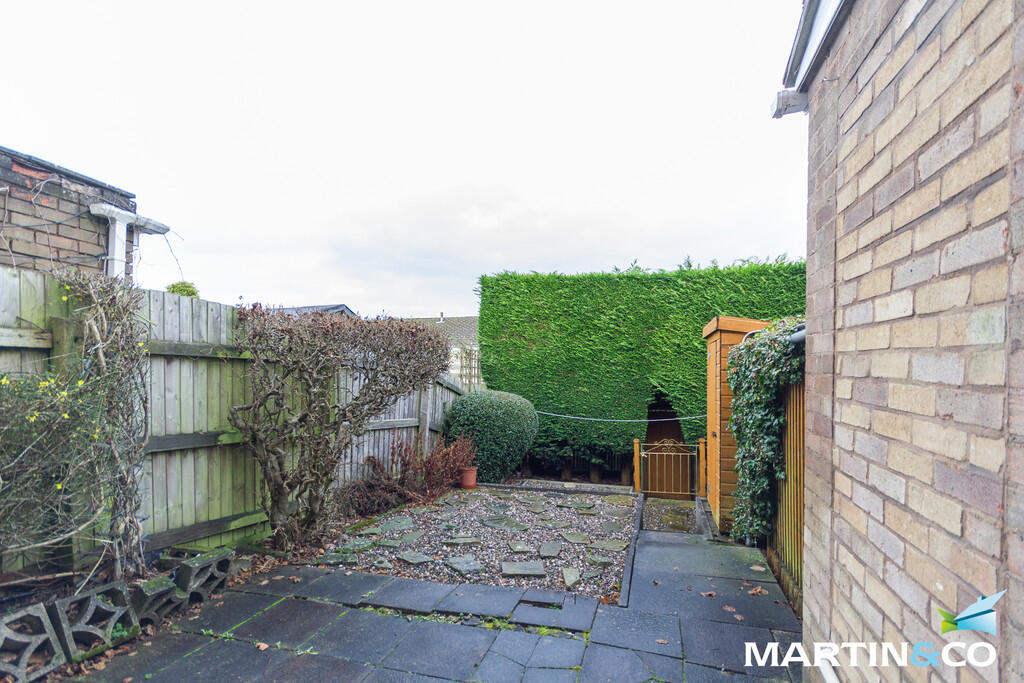 Additional image 14 of Bark Piece, Bartley Green, B32