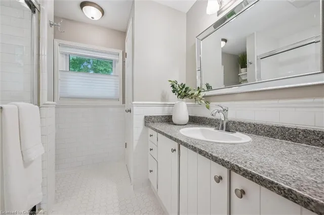 Additional image 30 of 20 Wexford Cres