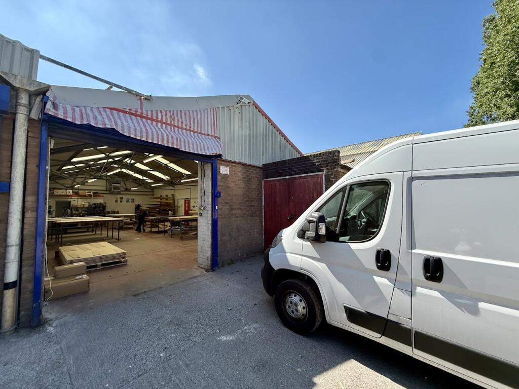 Unit N Hawthorn Industrial Estate, Birmingham, B21 0BH