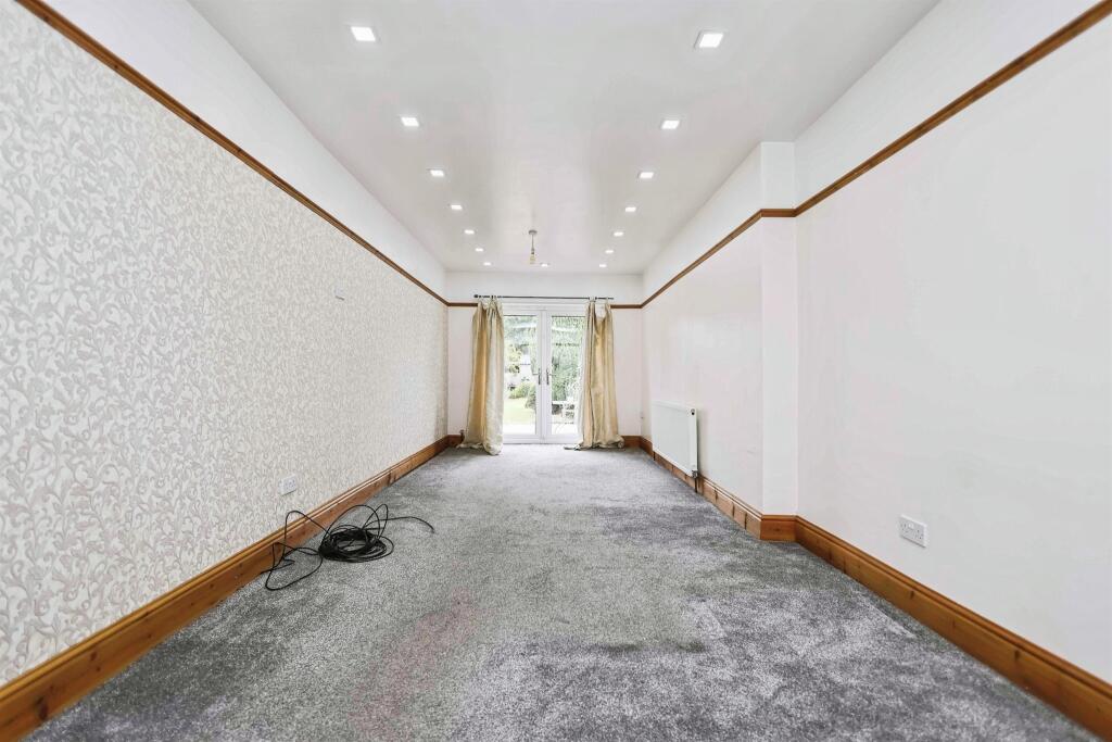 Additional image 18 of Hodge Hill Road, Birmingham