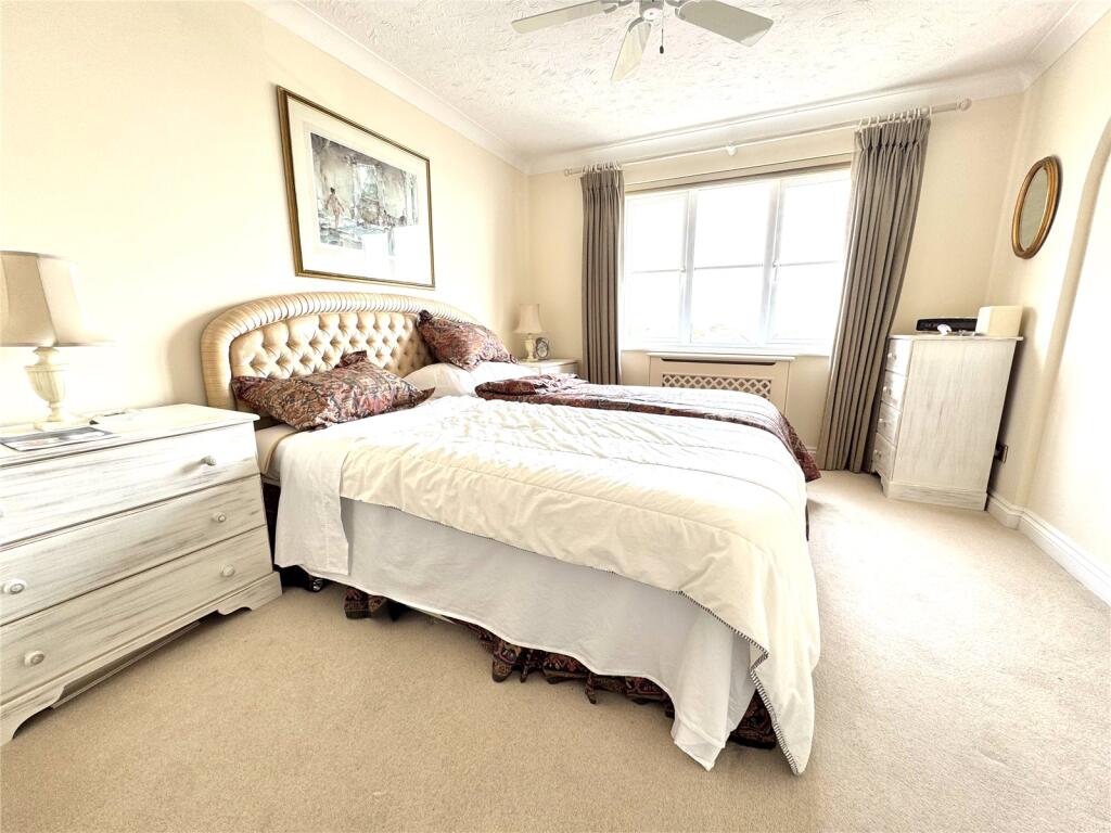 Additional image 6 of Barton Chase, First Marine Avenue, Barton On Sea, Hampshire, BH25