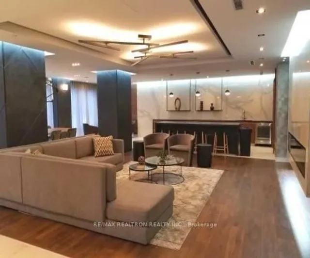 Additional image 9 of 275 Village Green Sq Unit 2917