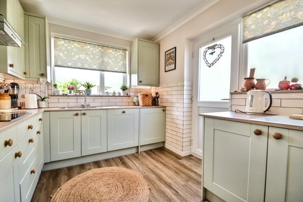 Additional image 3 of Broadstone