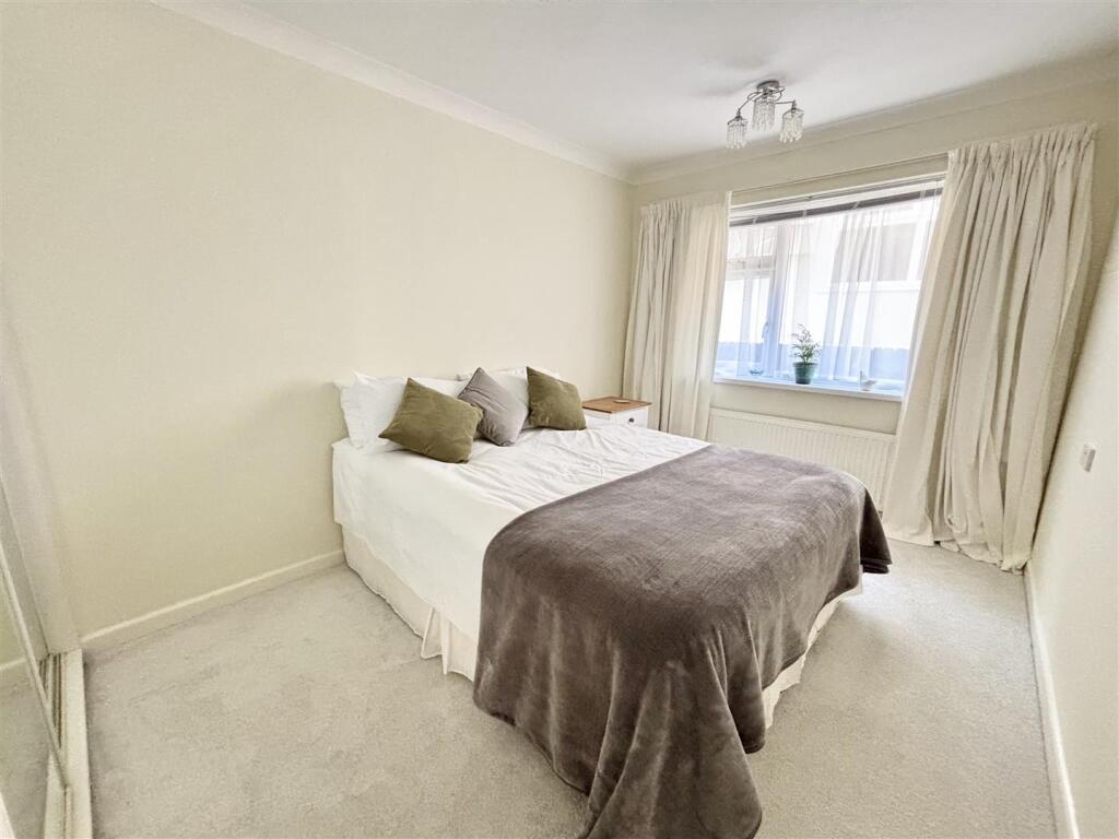 Additional image 17 of Lake Drive, Hamworthy