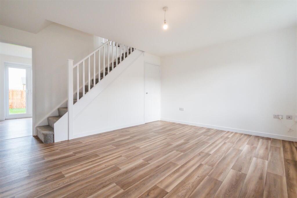 Additional image 2 of Calverley View, Bradford, BD2