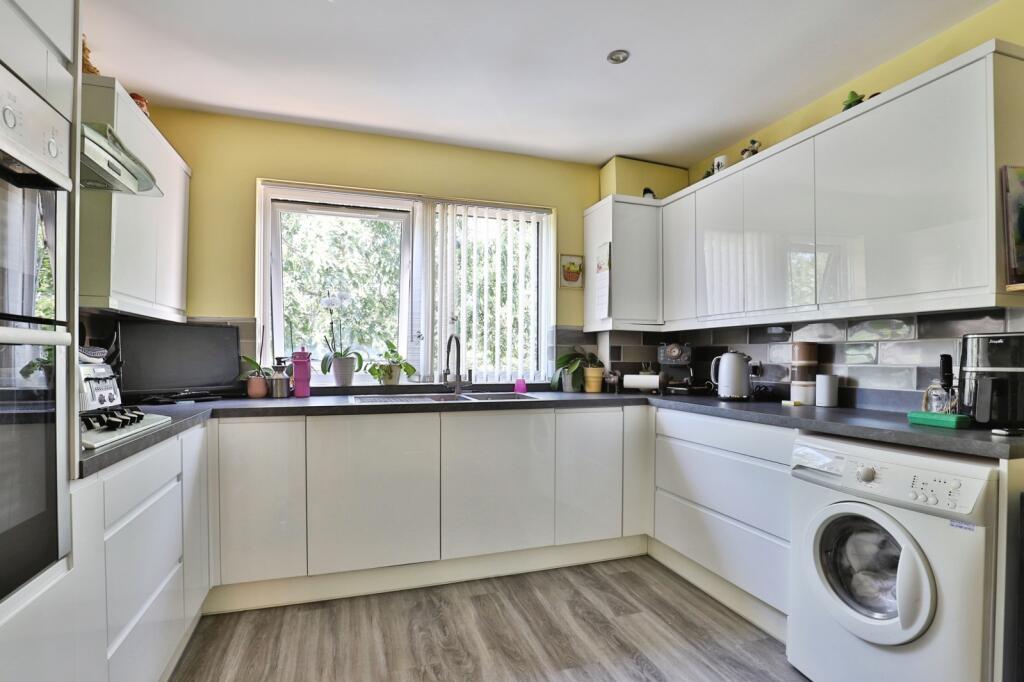 Additional image 5 of Cornish Gardens, BOURNEMOUTH, Dorset, BH10