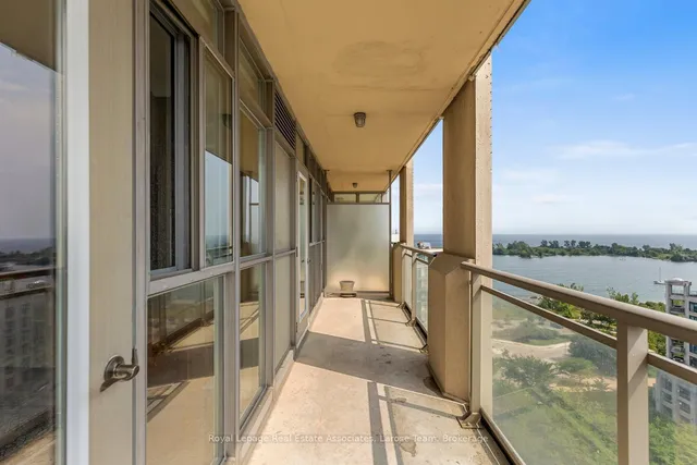 Additional image 17 of 3 Marine Parade Dr Unit 1606