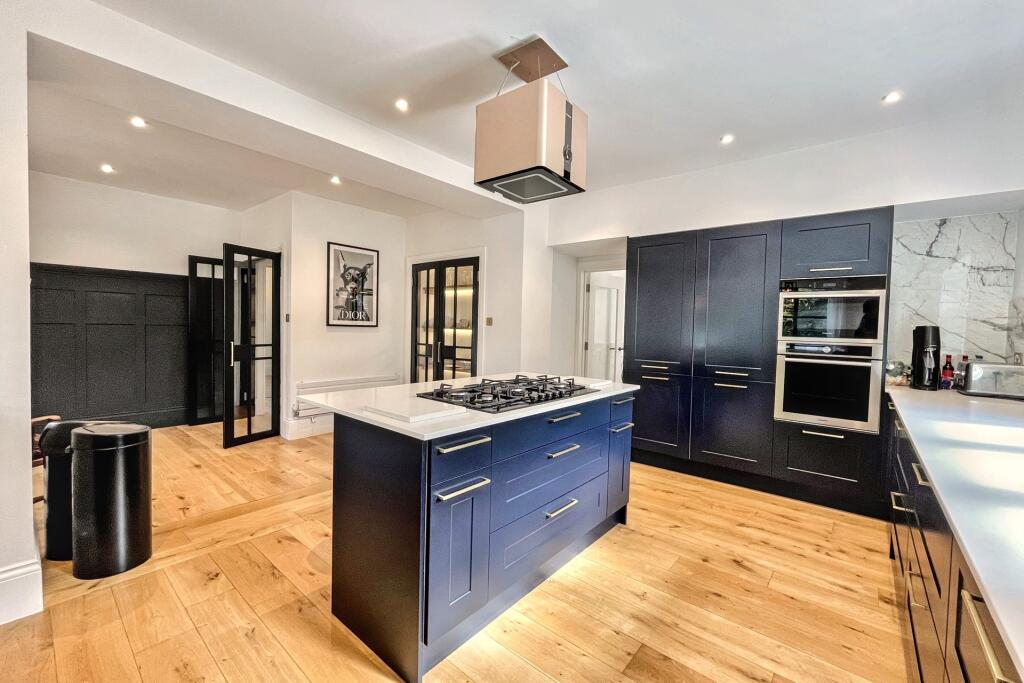 Additional image 8 of Portman Estate