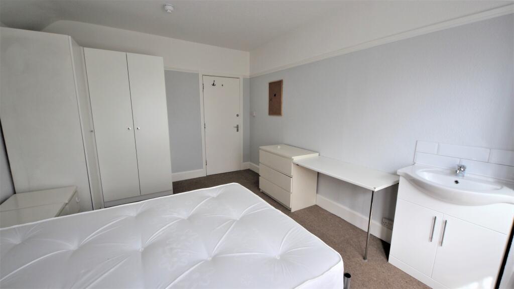 Additional image 8 of Victoria Avenue, Victoria Park, Bournemouth