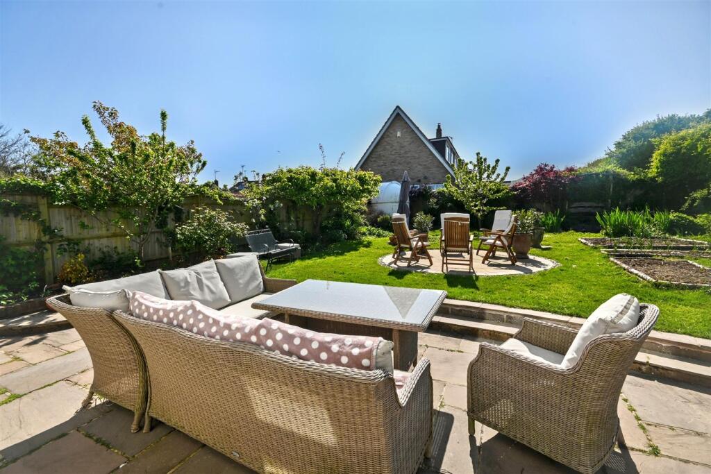 Additional image 23 of Woodland Avenue, Eastbourne