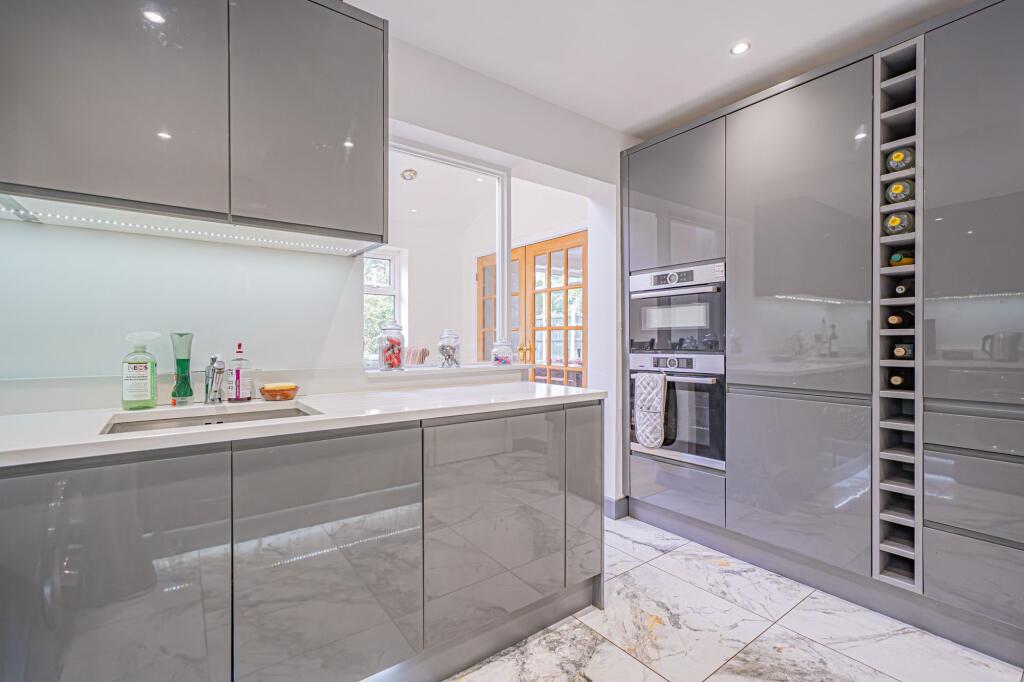 Additional image 27 of Station Road, Dorridge, B93