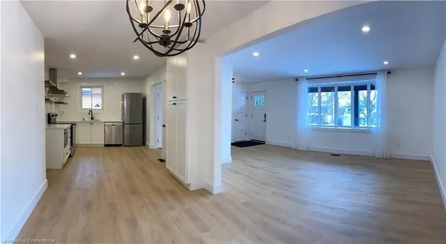 Additional image 17 of 79 Inwood Cres