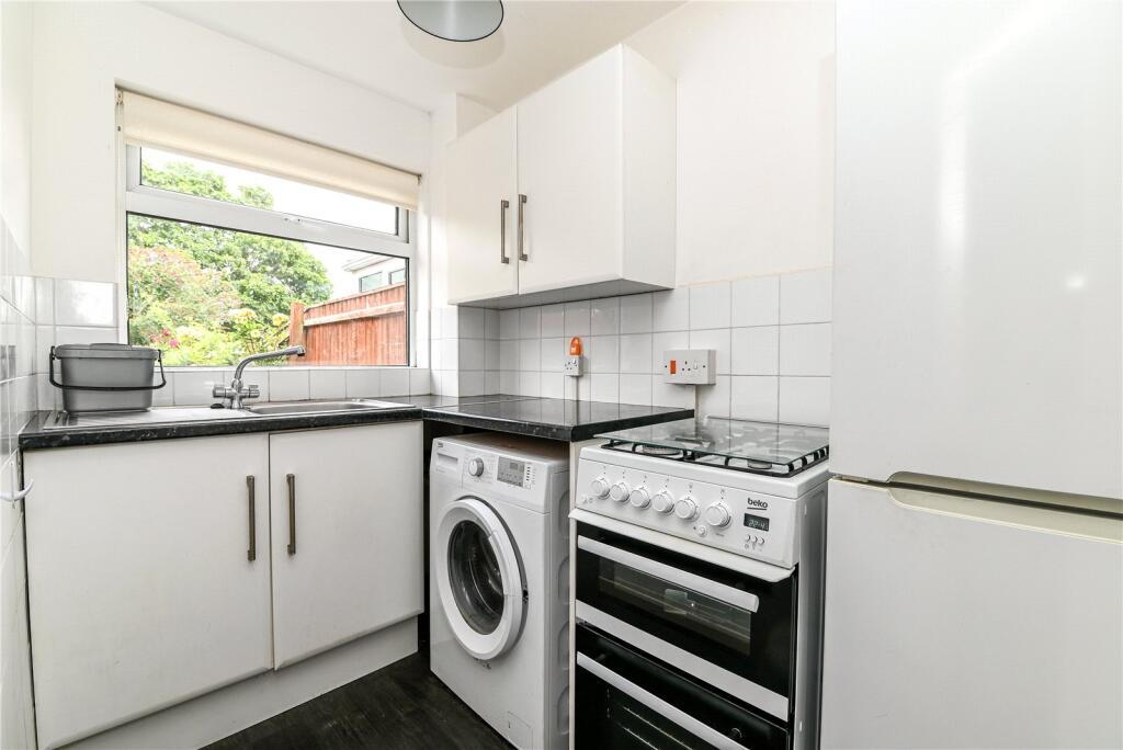 Additional image 2 of Chatsworth Way, New Milton, Hampshire, BH25