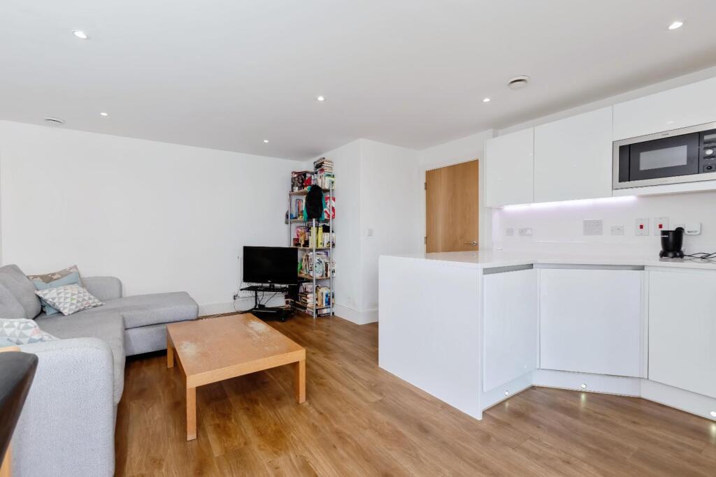 Additional image 8 of Clifton Hill, Brighton