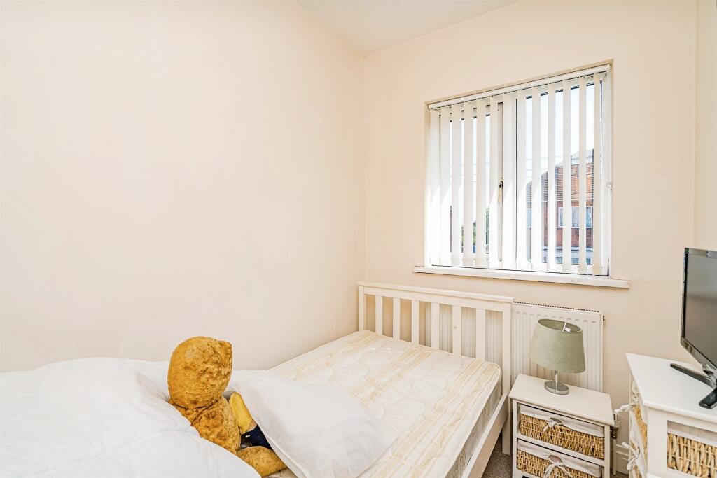 Additional image 11 of St. Michaels Crescent, OLDBURY