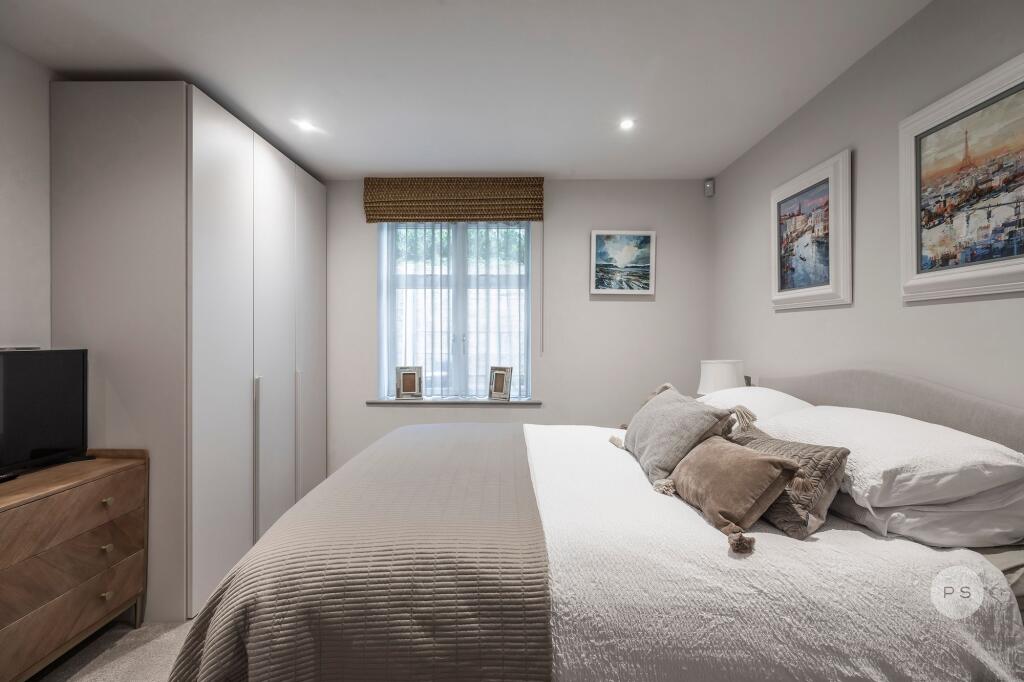 Additional image 32 of Flat 1 Crosstrees 80 Lilliput Road, Canford Cliffs, Poole, BH14 8FS