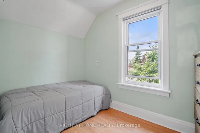 Additional image 11 of 58 Pandora Ave