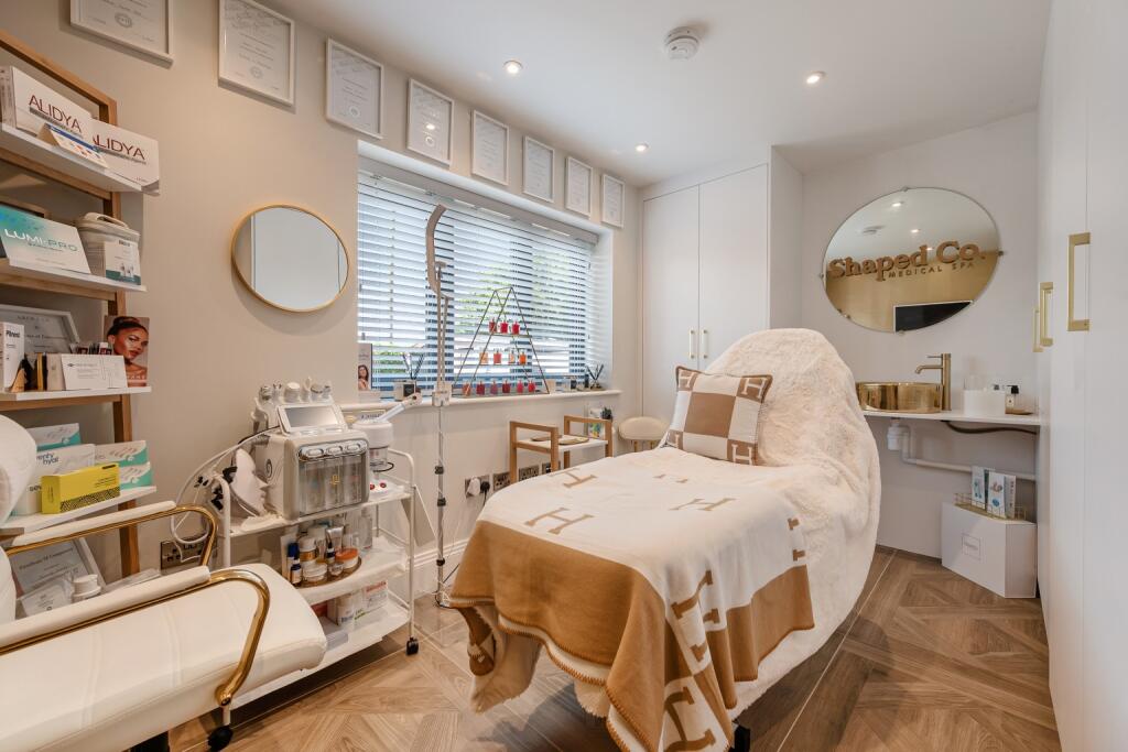 Additional image 13 of Heaton Dene, Chorley Road, Westhoughton, Bolton, BL5