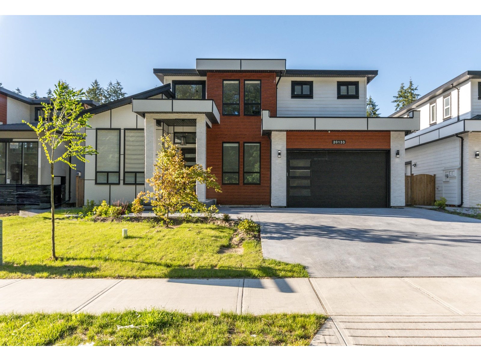 20133 27 AVENUE|Langley, British Columbia V2Z0B6