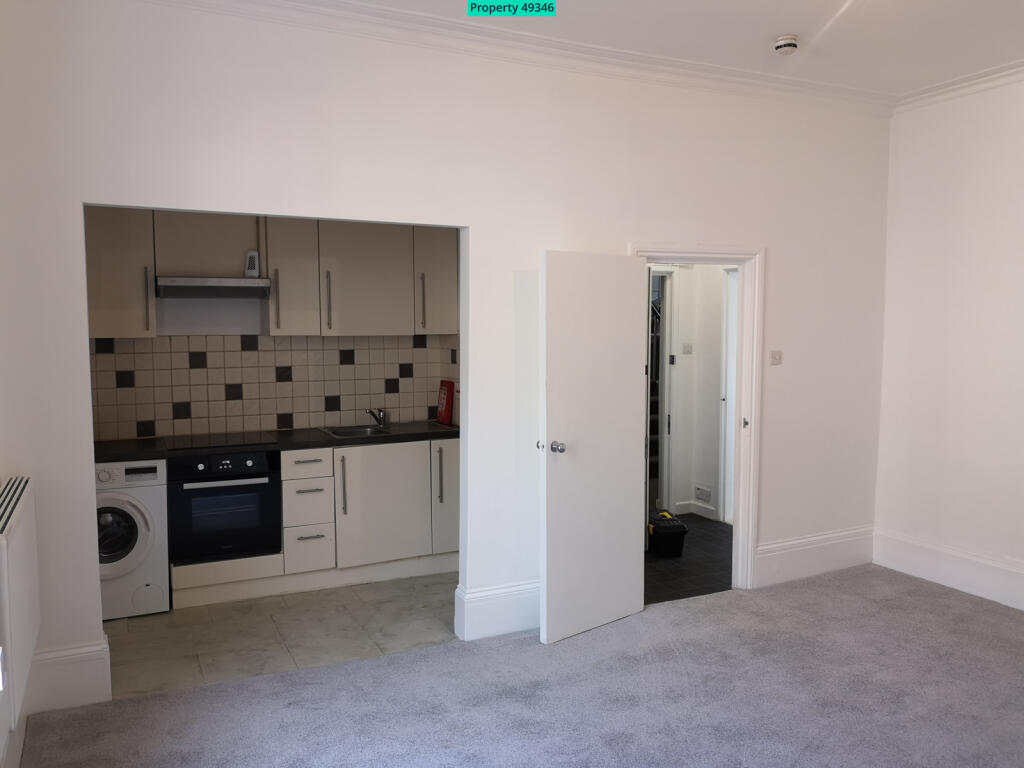 Additional image 12 of Flat 4, 35 Thomas Street, Bath, BA1