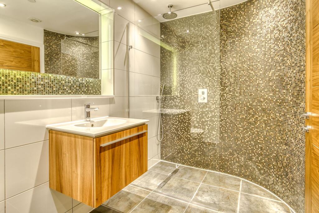 Additional image 19 of Delhi Close, Lower Parkstone, Poole,  BH14 9NR