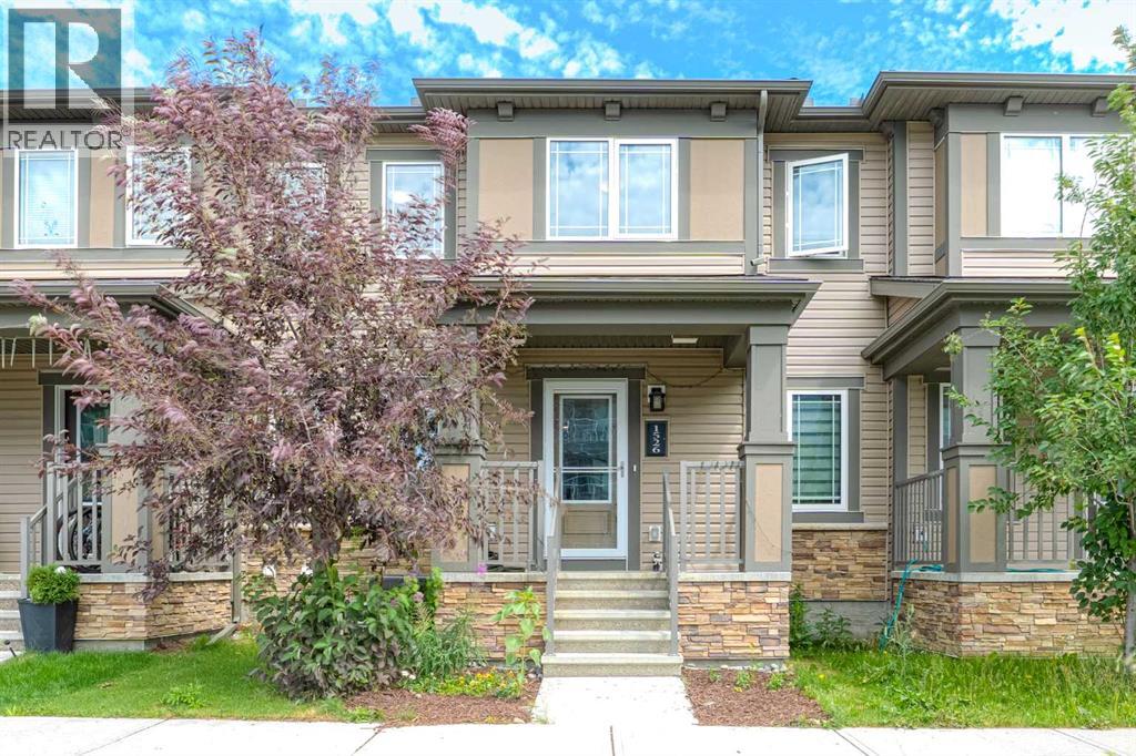 1526 Carrington Boulevard NW|Calgary, Alberta T3P1N5