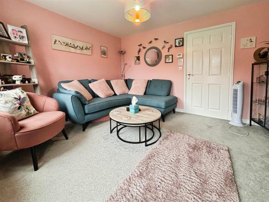 Additional image 4 of Blackthorne Close, Bradford, BD2 3DZ