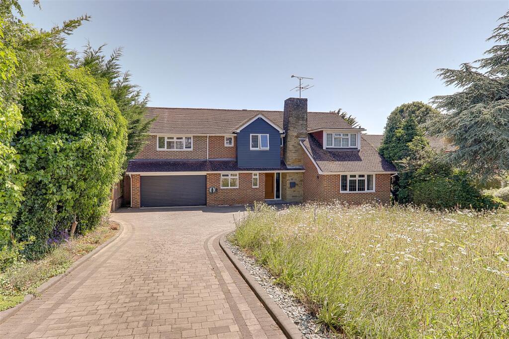 Longlands Glade, Charmandean, Worthing