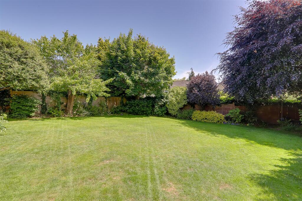 Additional image 35 of Longlands Glade, Charmandean, Worthing