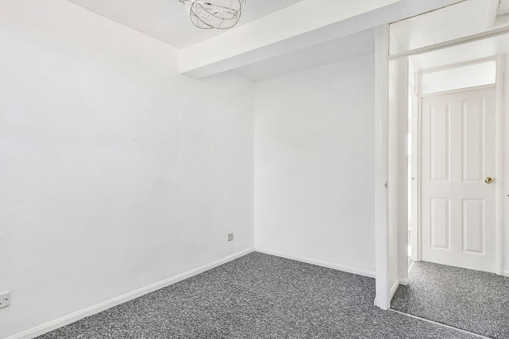 Additional image 9 of Mapperton Close, Canford Heath