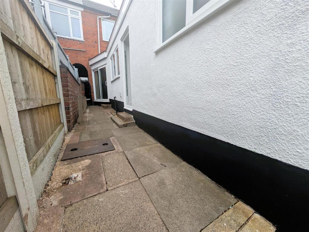 Additional image 16 of Cobham Road, Halesowen