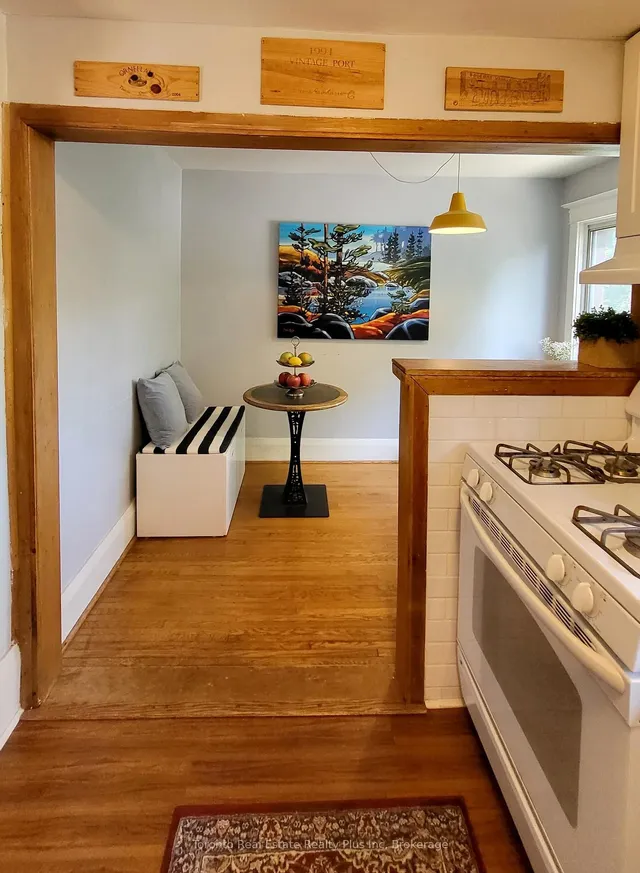 Additional image 22 of 133 Fairview Ave