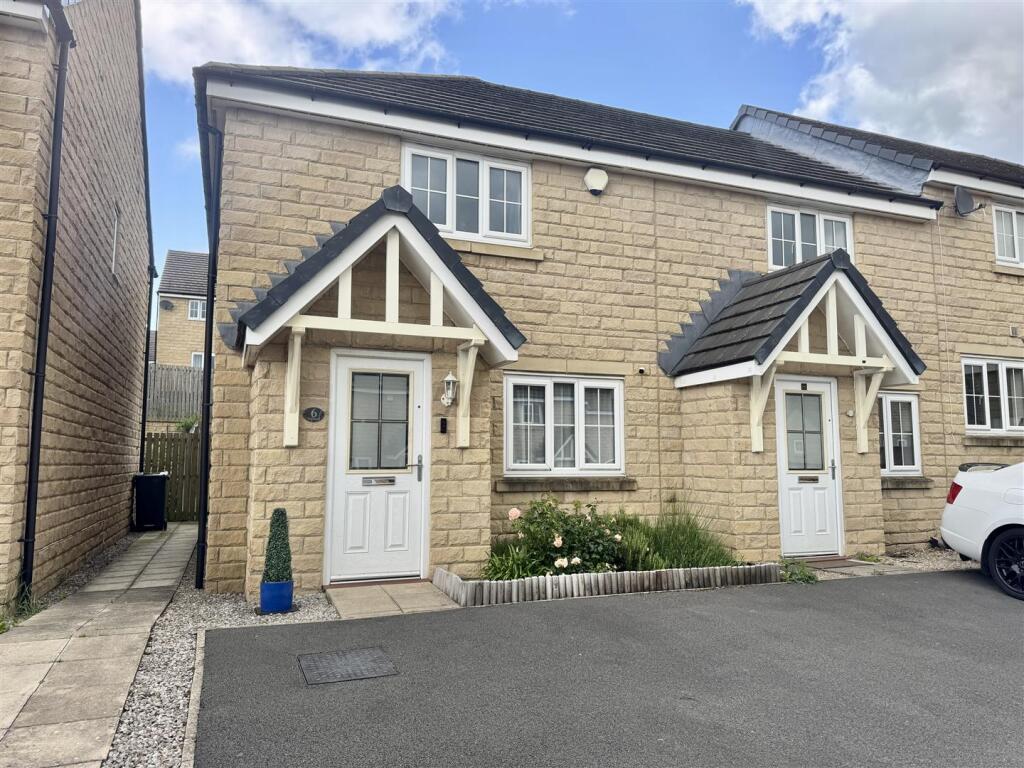 The Knoll, Keighley, BD22 6FD