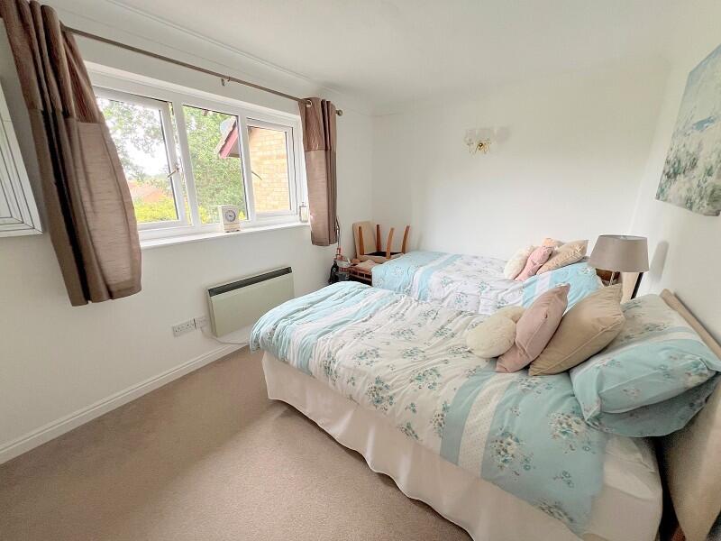 Additional image 5 of Aysha Close, New Milton, Hampshire. BH25 5PQ