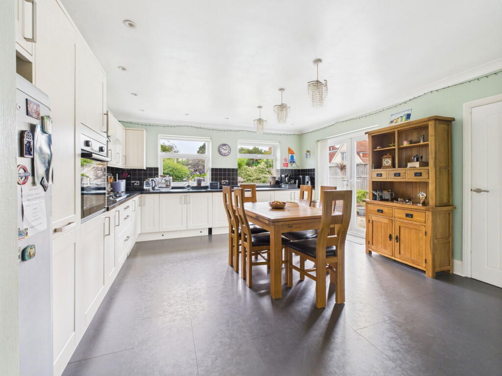 Additional image 15 of Cecilian Avenue, Worthing, BN14 8AU