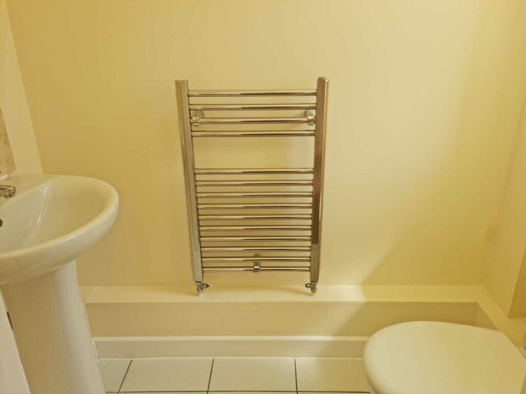 Additional image 4 of 1 bed Terrace House on Orchard Close