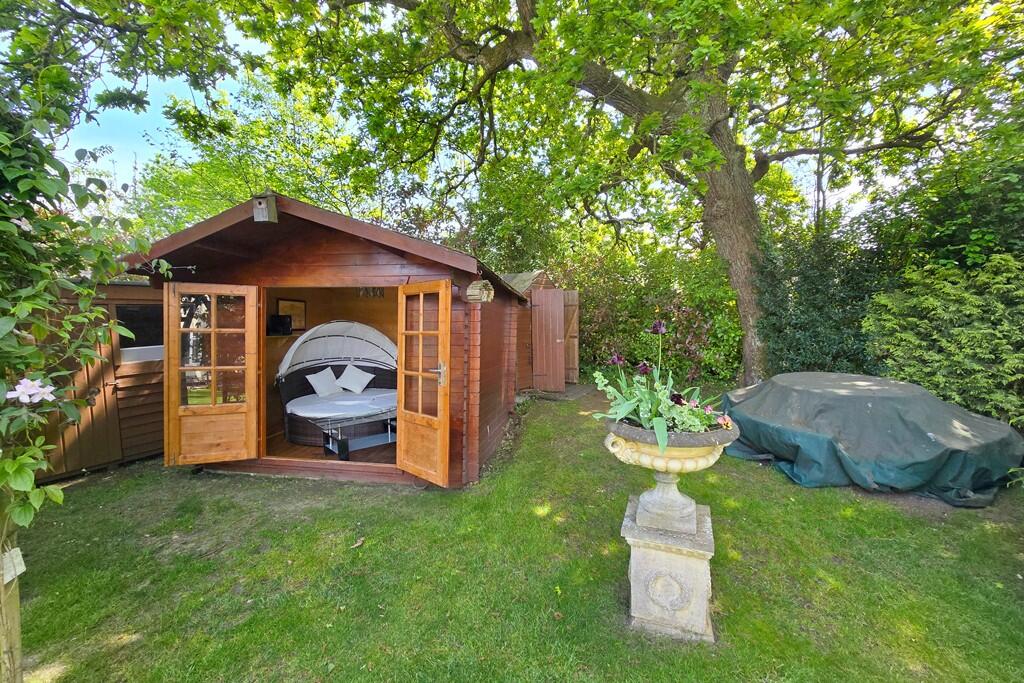 Additional image 14 of Meadow Road, New Milton, Hampshire