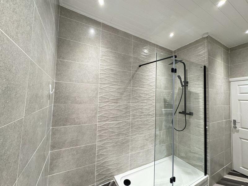 Additional image 2 of STUNNING ROOMS AVAILABLE - Bury Road, Bolton,- BL2